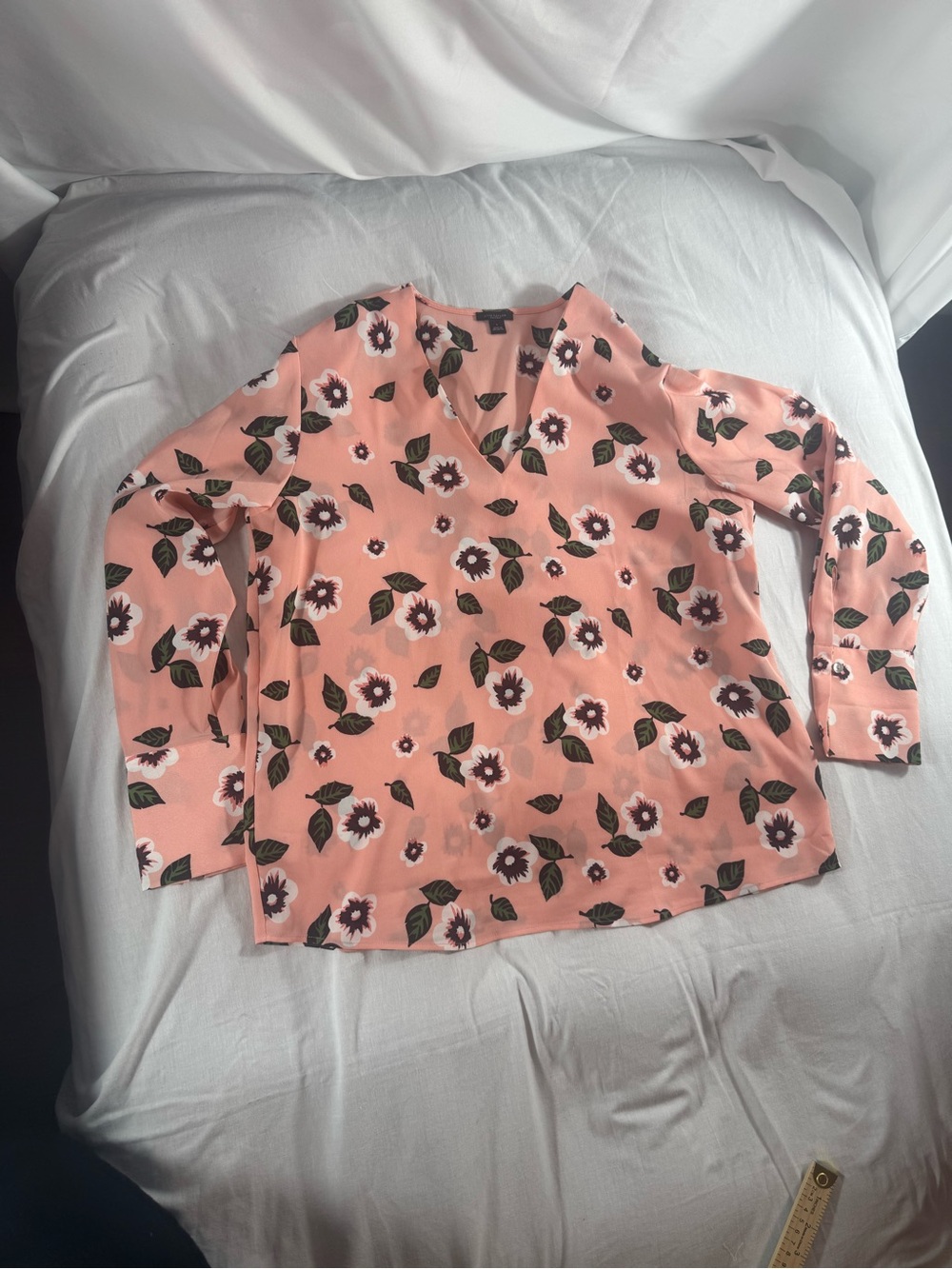 Ann Taylor Peach Floral V-Neck Long Sleeve Blouse  Business Casual Floral
